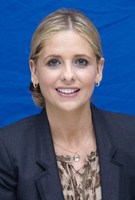 Sarah Michelle Gellar Longsleeve T-shirt #2248077