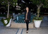 Sarah Michelle Gellar Longsleeve T-shirt #2248086