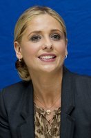 Sarah Michelle Gellar Sweatshirt #2248094