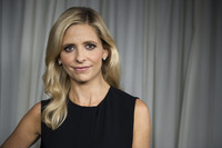 Sarah Michelle Gellar Sweatshirt #2350768
