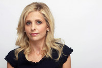 Sarah Michelle Gellar Tank Top #2364861