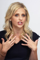 Sarah Michelle Gellar Sweatshirt #2364863