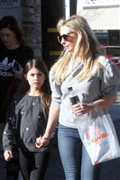 Sarah Michelle Gellar Longsleeve T-shirt #3038070