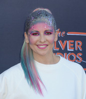 Sarah Michelle Gellar Sweatshirt #3206033