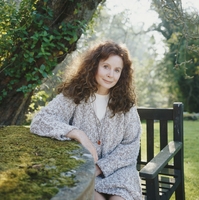 Sarah Miles magic mug #G2437194