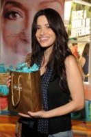 Sarah Shahi magic mug #G295331