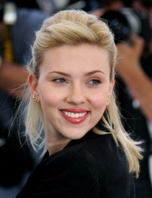 Scarlett Johansson Mouse Pad 1250613