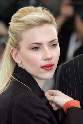 Scarlett Johansson tote bag #G113298