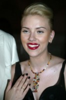 Scarlett Johansson Longsleeve T-shirt #1296678