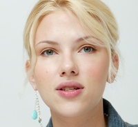 Scarlett Johansson Sweatshirt #2238422