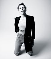 Scarlett Johansson Longsleeve T-shirt #2702104