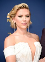 Scarlett Johansson tote bag #G2427269