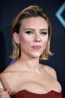 Scarlett Johansson Sweatshirt #3810018