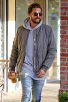 Scott Disick Sweatshirt #2877434