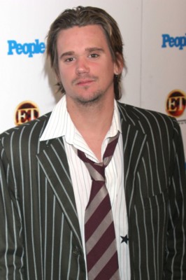 Sean Stewart T-shirt