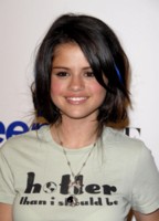 Selena Gomez Longsleeve T-shirt #1509989