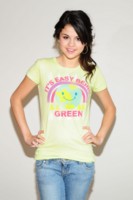 Selena Gomez t-shirt #1514090