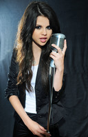 Selena Gomez t-shirt #1973284