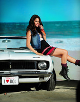 Selena Gomez Sweatshirt #2008864