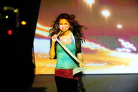 Selena Gomez Sweatshirt #2009046