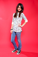 Selena Gomez Longsleeve T-shirt #2024345