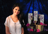 Selena Gomez t-shirt #2126105