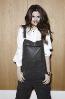 Selena Gomez Sweatshirt #2384534