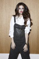 Selena Gomez Sweatshirt #2384537