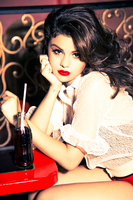 Selena Gomez Sweatshirt #2396377