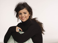 Selena Gomez Sweatshirt #2420978