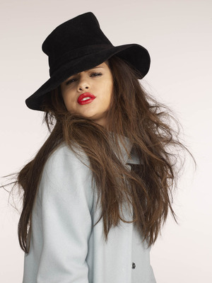 Selena Gomez puzzle 2420980