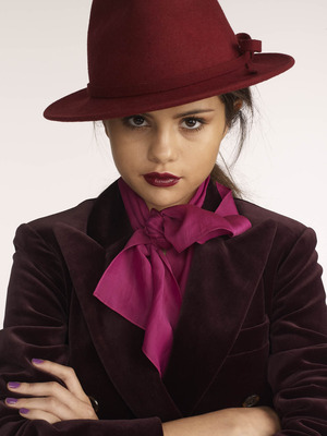Selena Gomez Poster 2421732