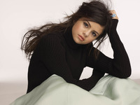 Selena Gomez t-shirt #2421754