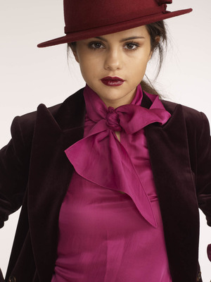 Selena Gomez Poster 2421807