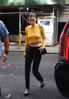 Selena Gomez mug #G1005211