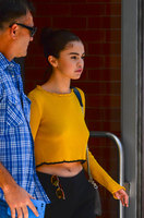 Selena Gomez Sweatshirt #2763203