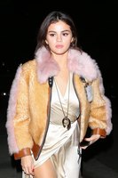 Selena Gomez t-shirt #3103890