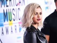 Selena Gomez mug #G1405145