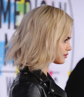 Selena Gomez Sweatshirt #3163073