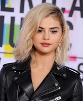 Selena Gomez mug #G1405225