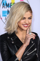 Selena Gomez tote bag #G1405235