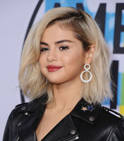 Selena Gomez mug #G1405262