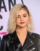 Selena Gomez tote bag #G1405288