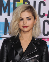 Selena Gomez mug #G1405396