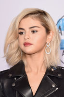 Selena Gomez mug #G1405403