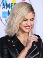 Selena Gomez tote bag #G1405445