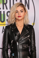 Selena Gomez t-shirt #3163436