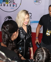 Selena Gomez Sweatshirt #3163677