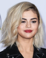 Selena Gomez mug #G1405811