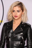 Selena Gomez t-shirt #3163816